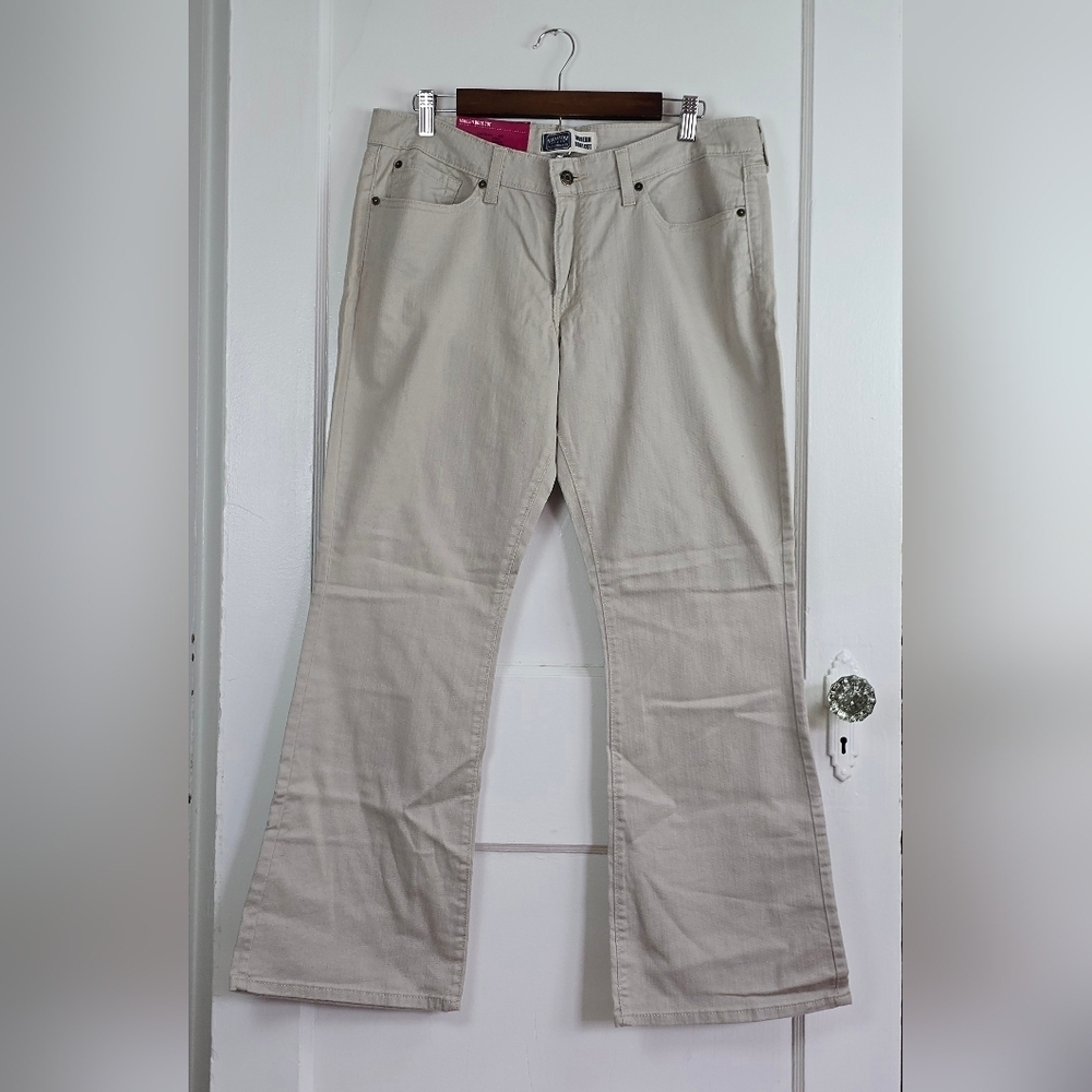 NWT Signature by Levi Strauss & Co. Modern Boot Cut Jeans 16S